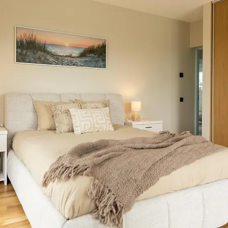 Villa Seaside - Luxury With Sea Views *