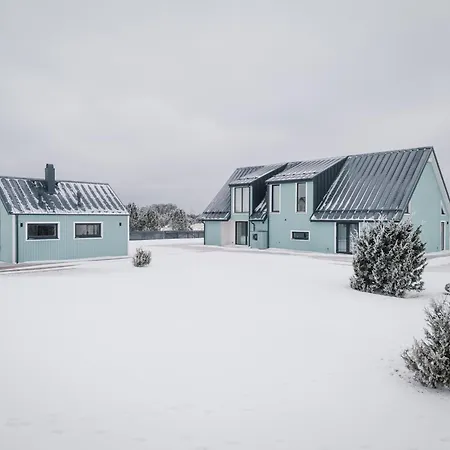 Villa Seaside - Luxury With Sea Views Kaugatoma